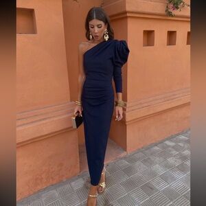 Gorgeous One Sleeve Dress. One Size